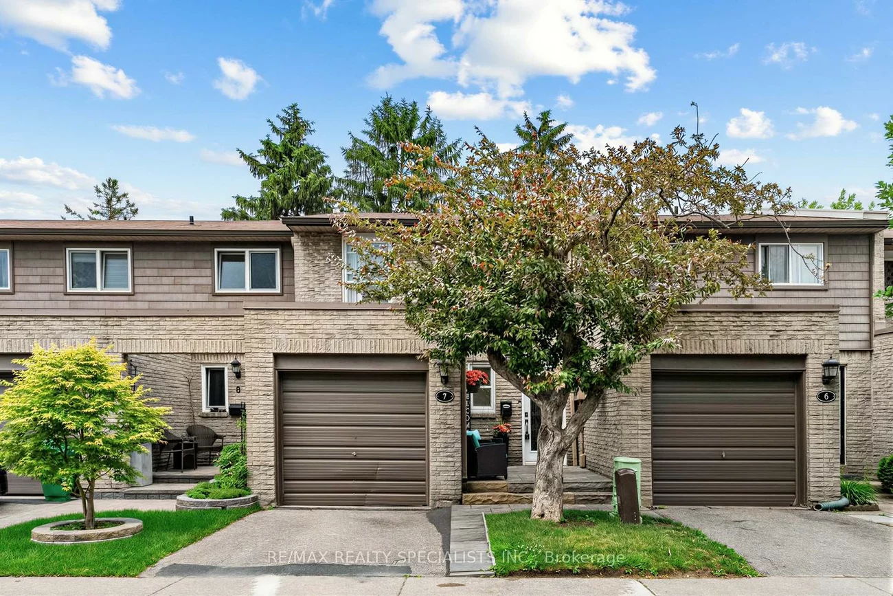 405, Hyacinthe, Mississauga Valleys, Mississauga