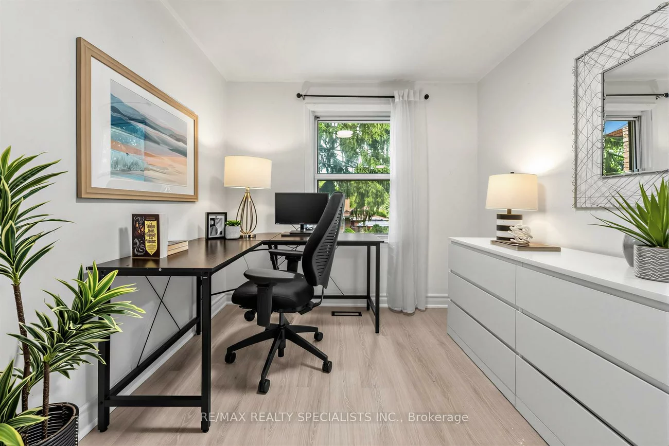 405, Hyacinthe, Mississauga Valleys, Mississauga