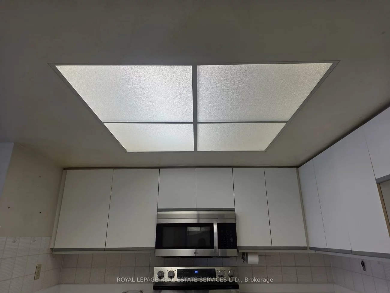 335, Webb, City Centre, Mississauga