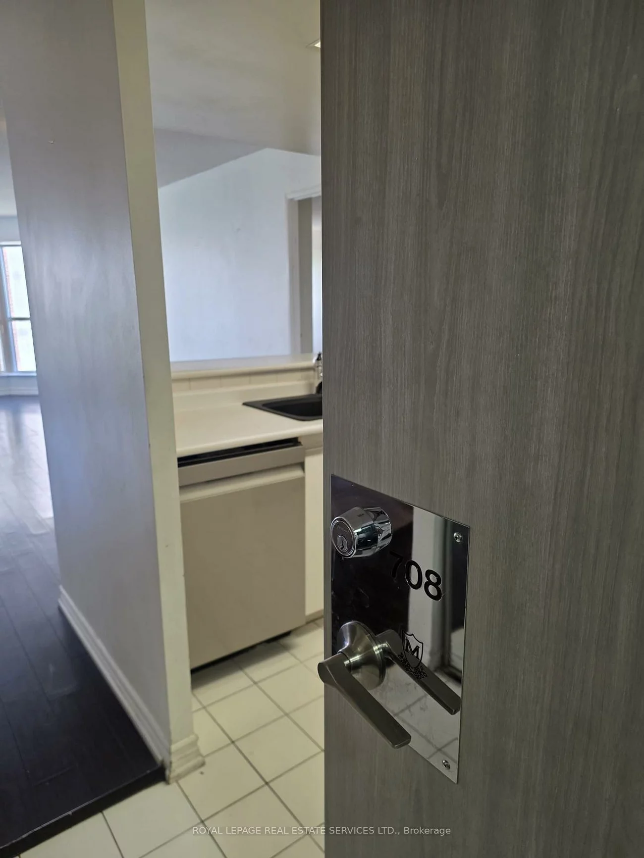 335, Webb, City Centre, Mississauga