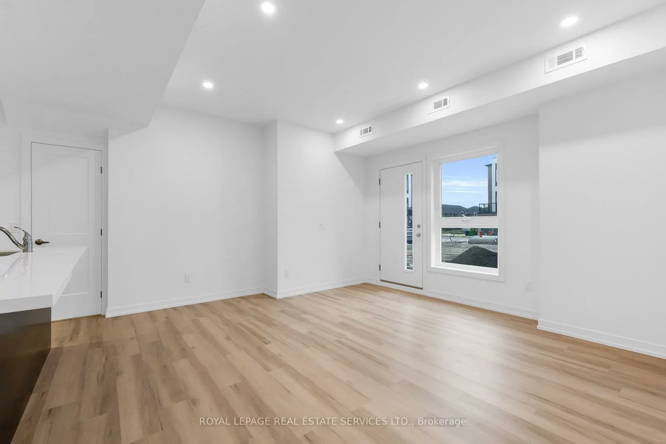 1665, The Collegeway, Erin Mills, Mississauga
