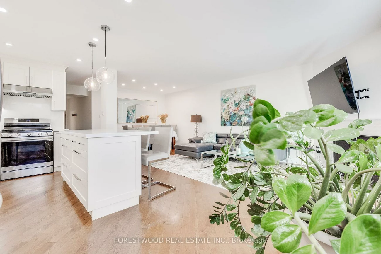 485, Meadows, Rathwood, Mississauga