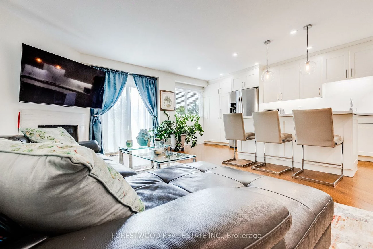 485, Meadows, Rathwood, Mississauga