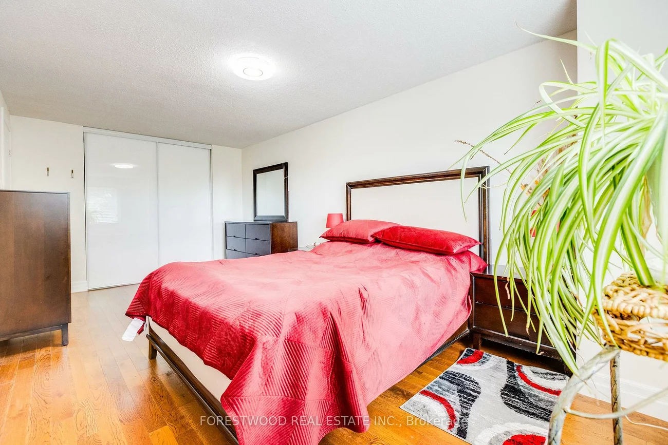 485, Meadows, Rathwood, Mississauga