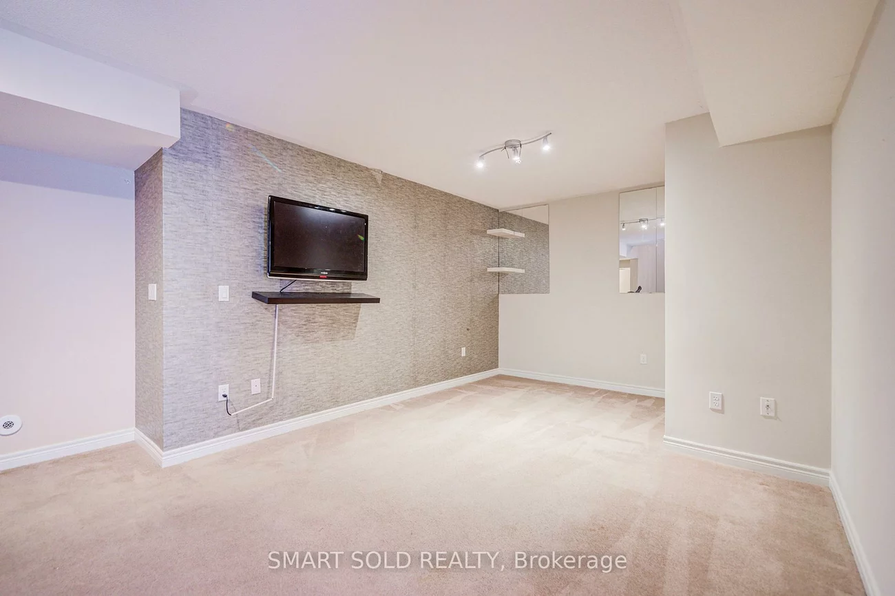 4123, Shipp, City Centre, Mississauga