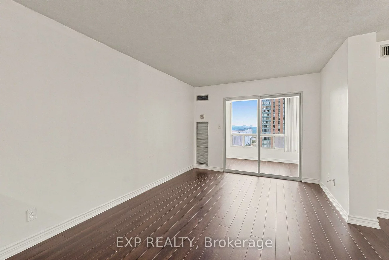 155, Hillcrest, Cooksville, Mississauga
