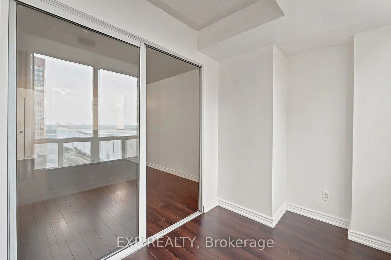 155, Hillcrest, Cooksville, Mississauga