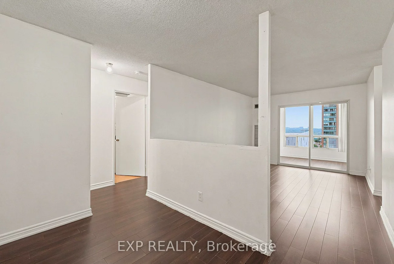 155, Hillcrest, Cooksville, Mississauga