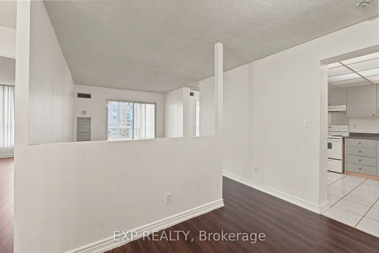 155, Hillcrest, Cooksville, Mississauga