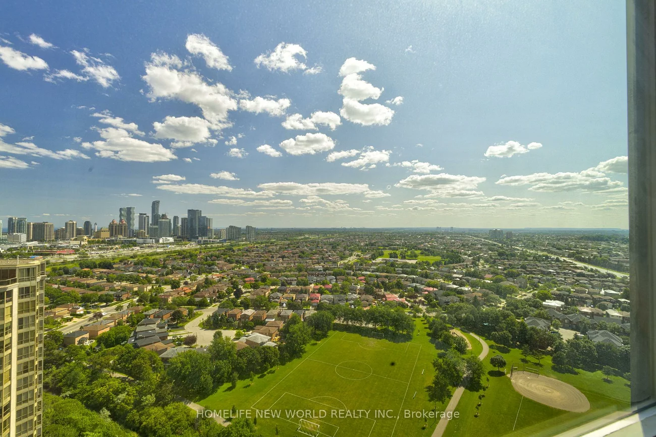 45, Kingsbridge Garden, Hurontario, Mississauga