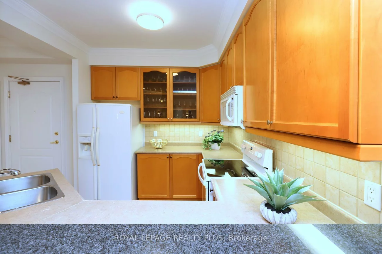 3351, Cawthra, Applewood, Mississauga