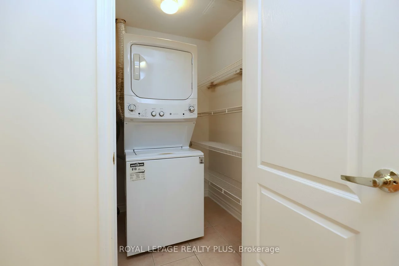 3351, Cawthra, Applewood, Mississauga