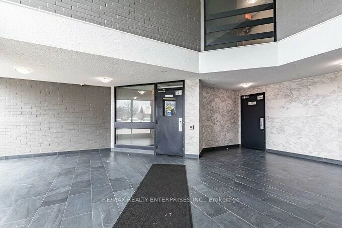 2001, Bonnymede, Clarkson, Mississauga