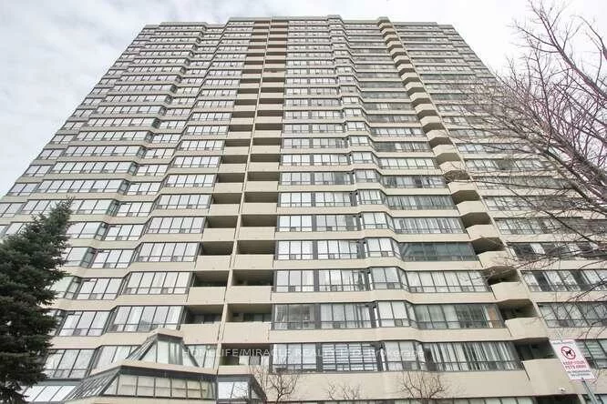 400, Webb, City Centre, Mississauga