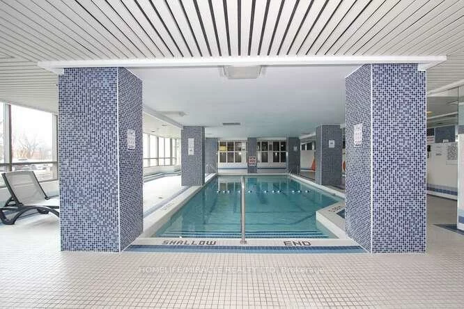 400, Webb, City Centre, Mississauga