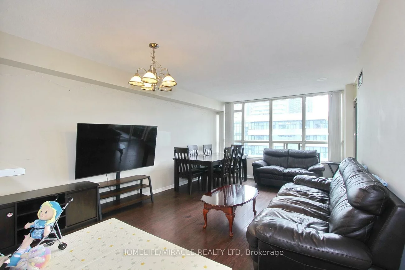 400, Webb, City Centre, Mississauga