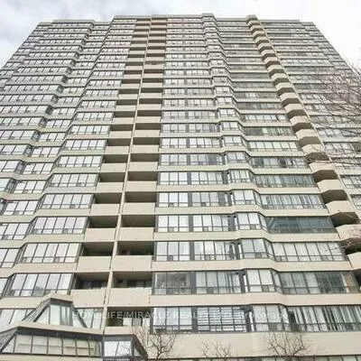 400, Webb, City Centre, Mississauga