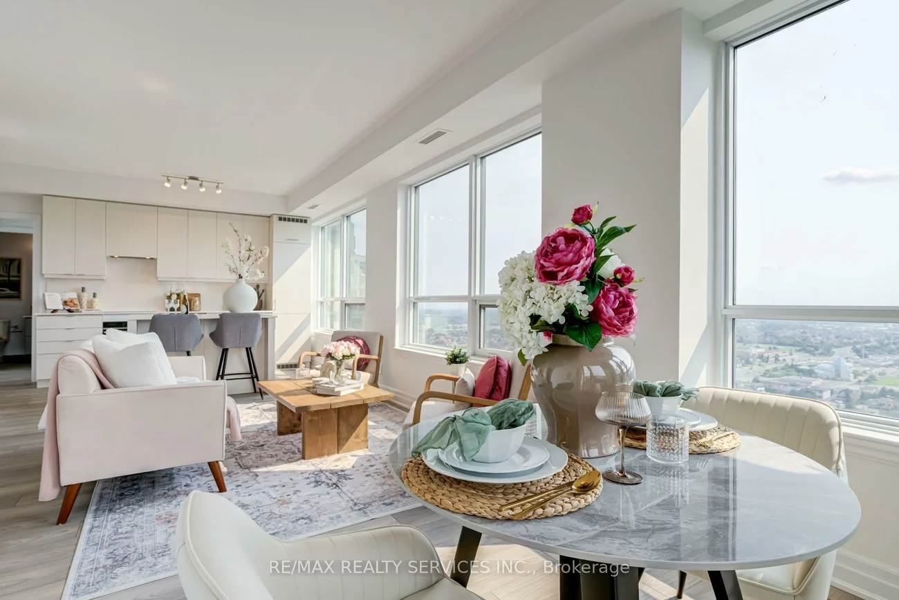 36, Elm, Fairview, Mississauga