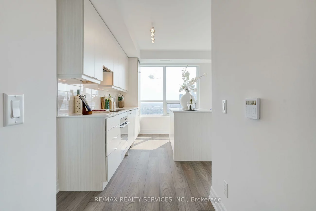 36, Elm, Fairview, Mississauga