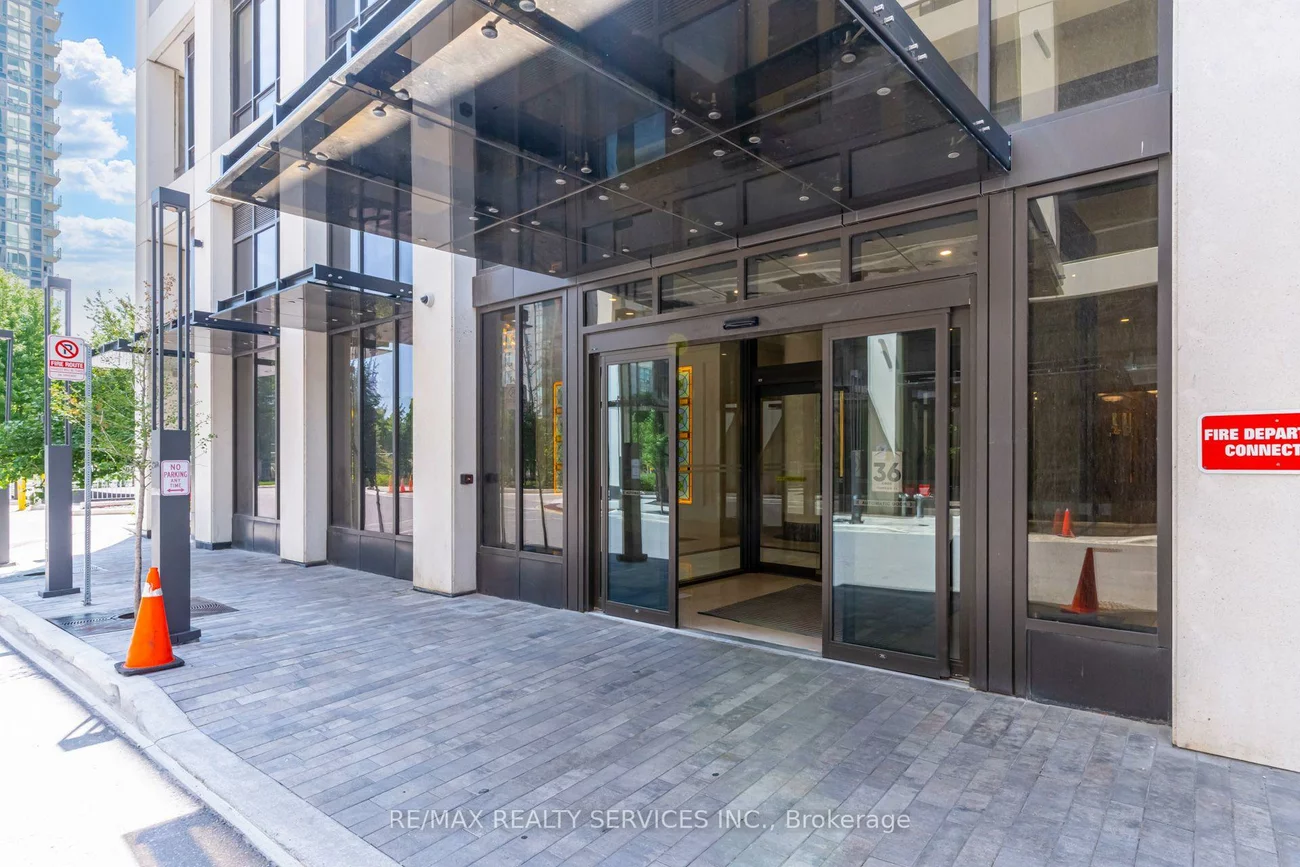 36, Elm, Fairview, Mississauga