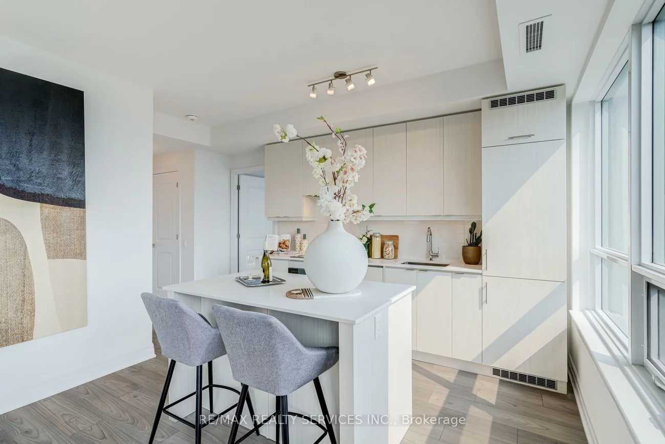 36, Elm, Fairview, Mississauga
