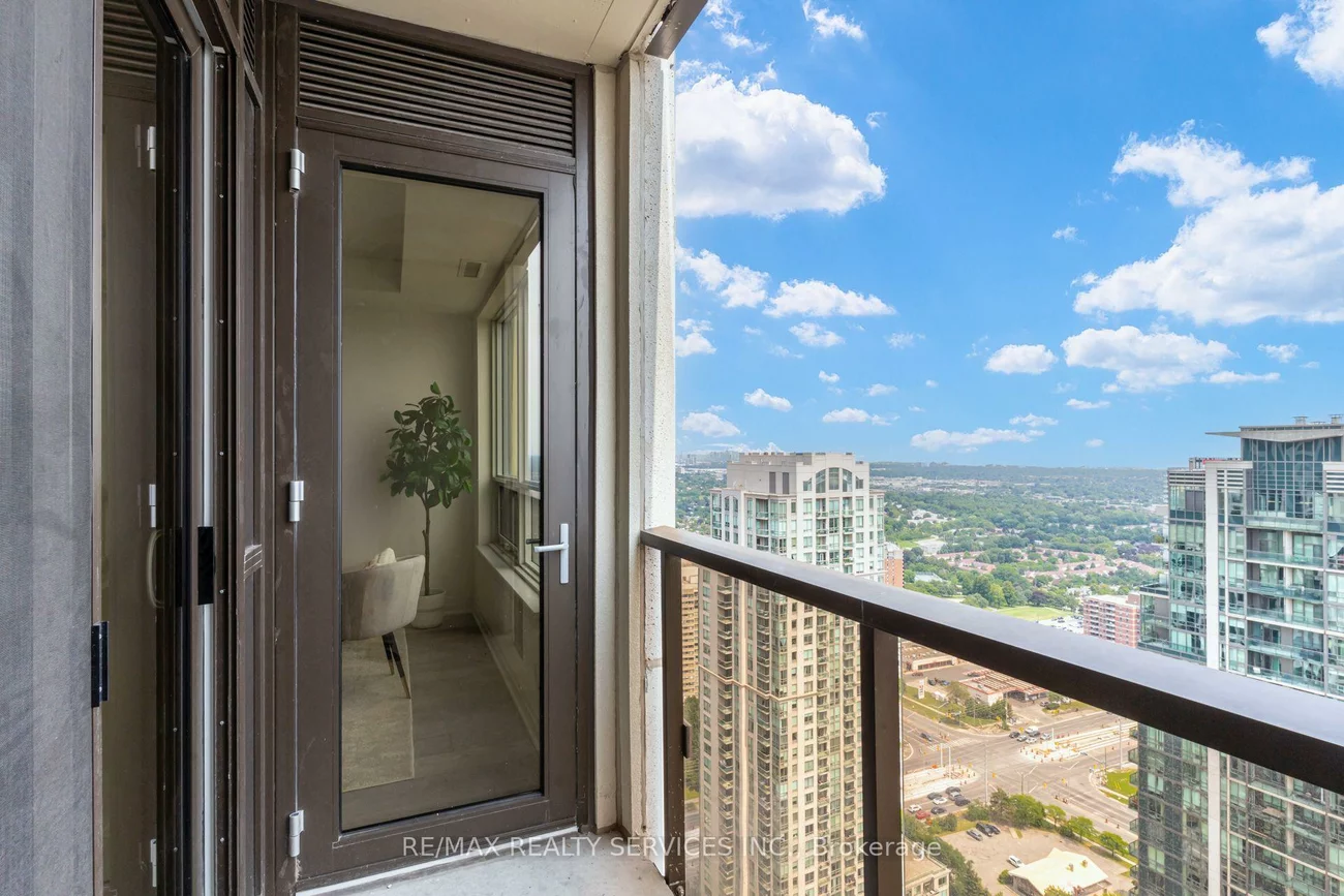36, Elm, Fairview, Mississauga