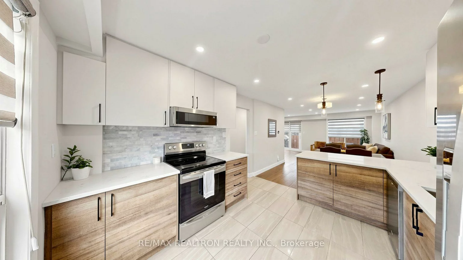 2445, Homelands, Sheridan, Mississauga