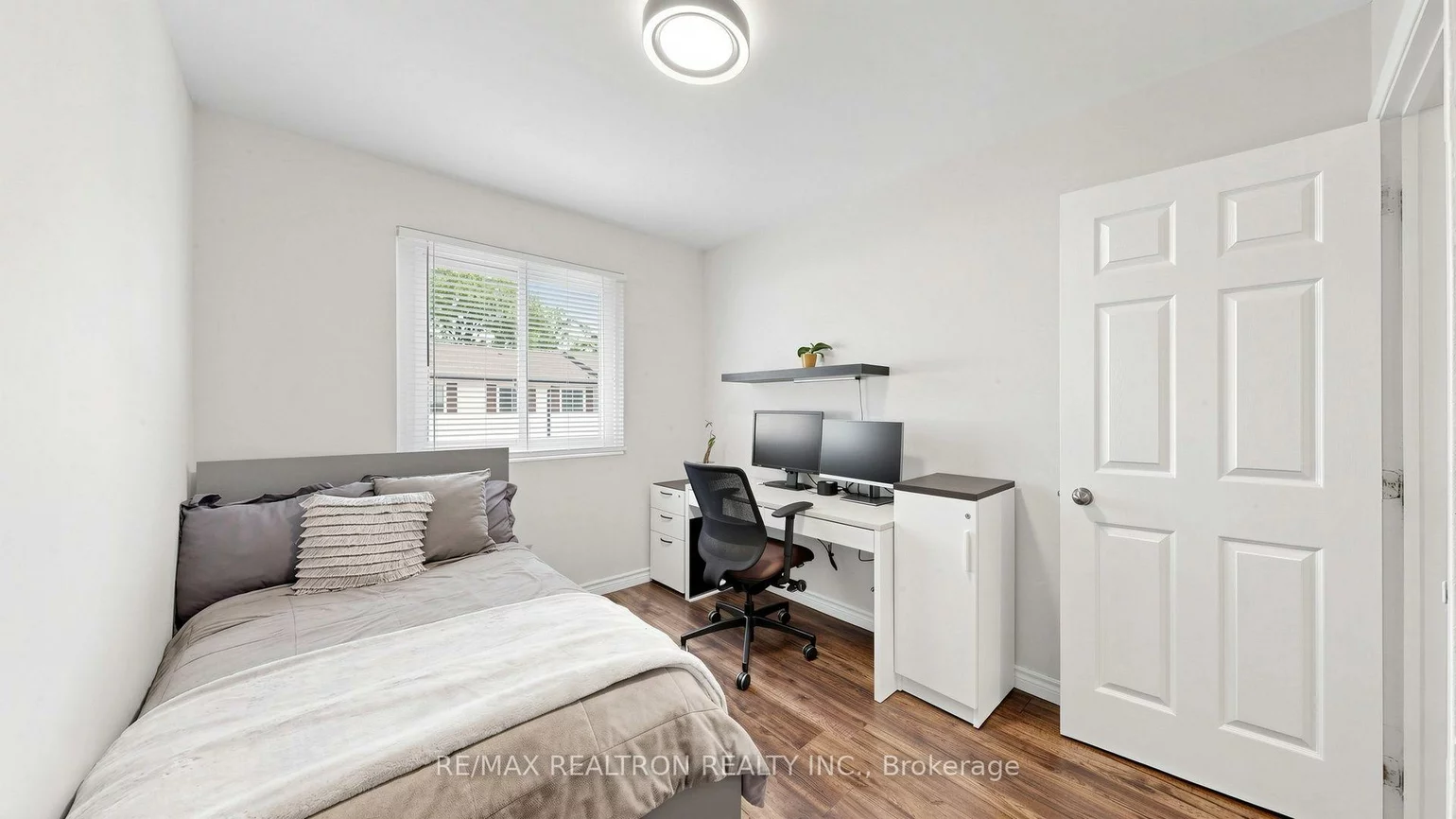 2445, Homelands, Sheridan, Mississauga