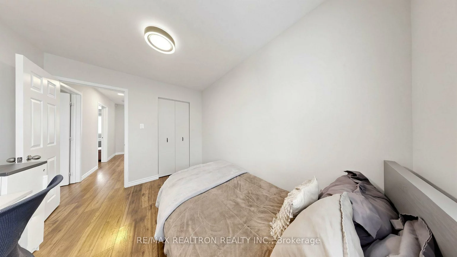 2445, Homelands, Sheridan, Mississauga