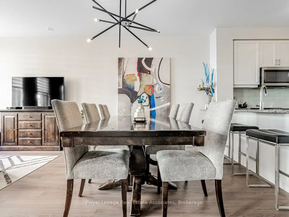 657, Cricklewood, Mineola, Mississauga