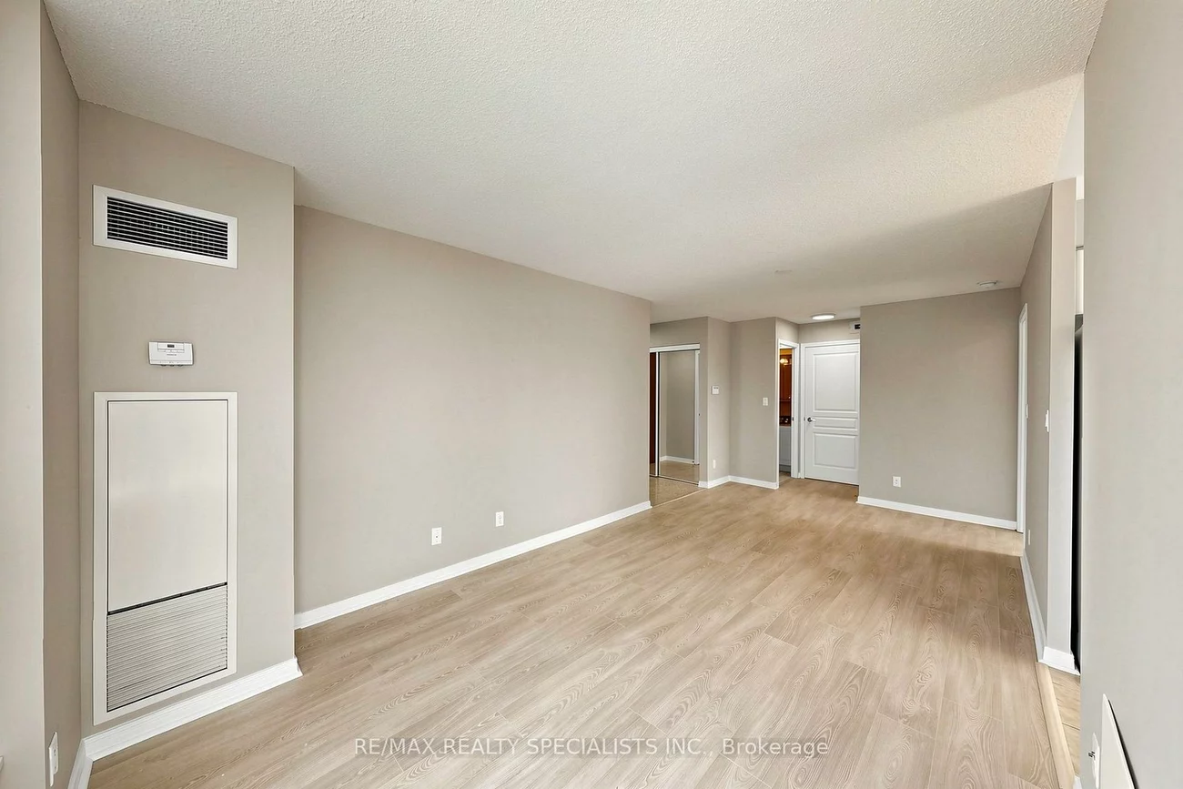 4879, Kimbermount, Central Erin Mills, Mississauga