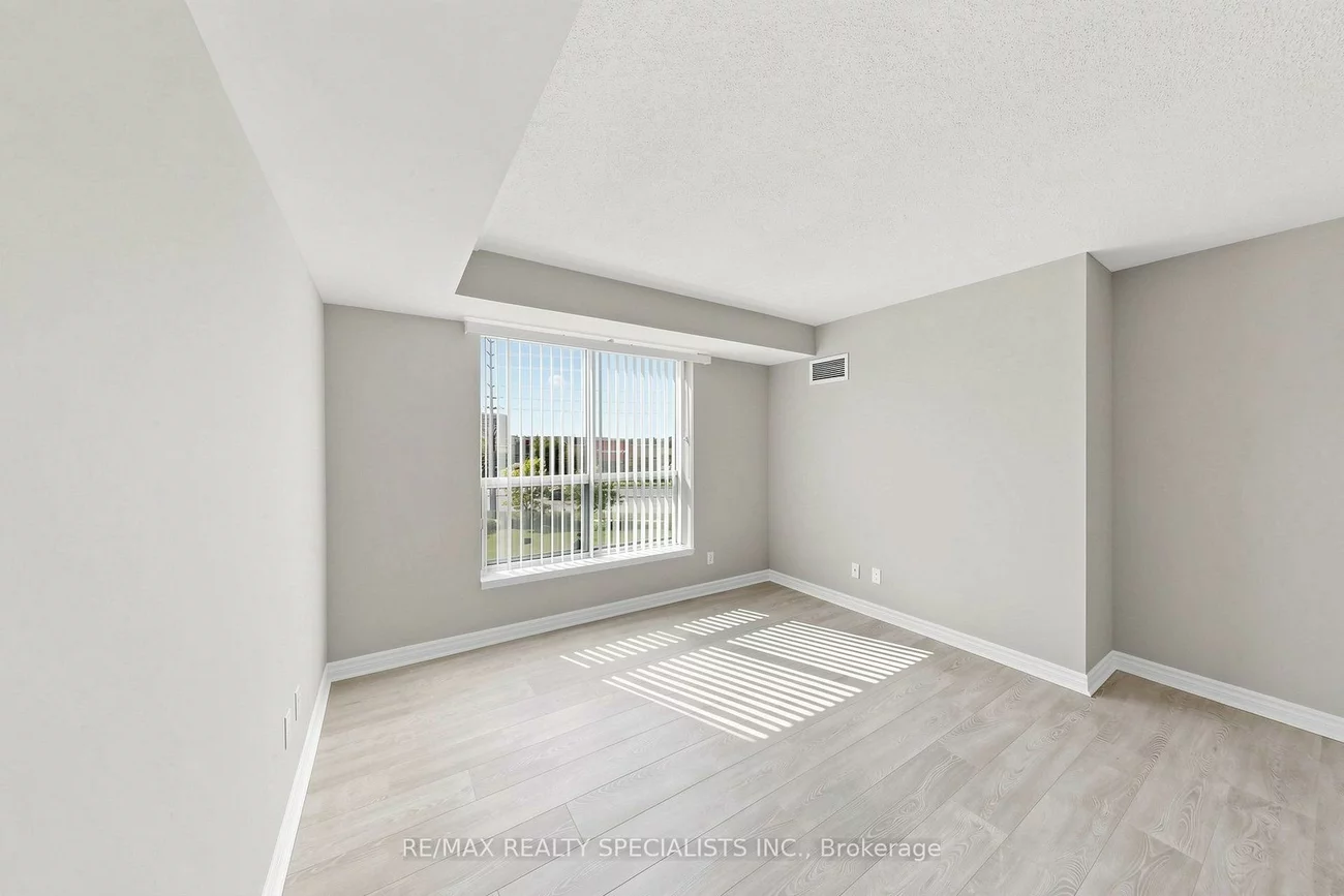 4879, Kimbermount, Central Erin Mills, Mississauga