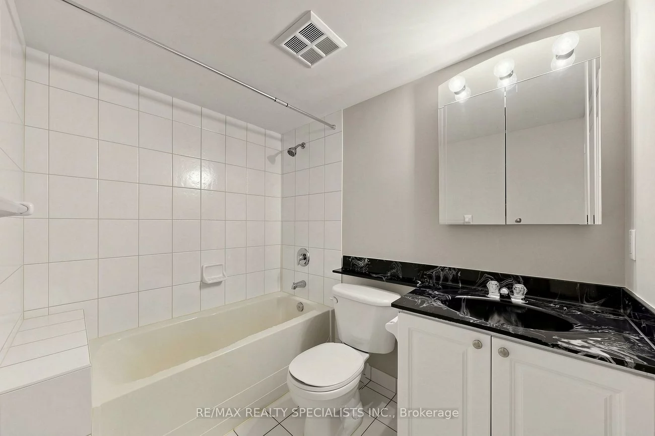 4879, Kimbermount, Central Erin Mills, Mississauga