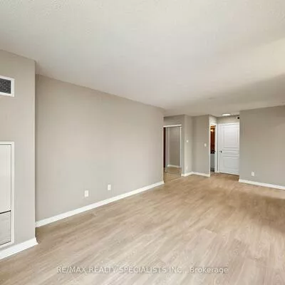 4879, Kimbermount, Central Erin Mills, Mississauga