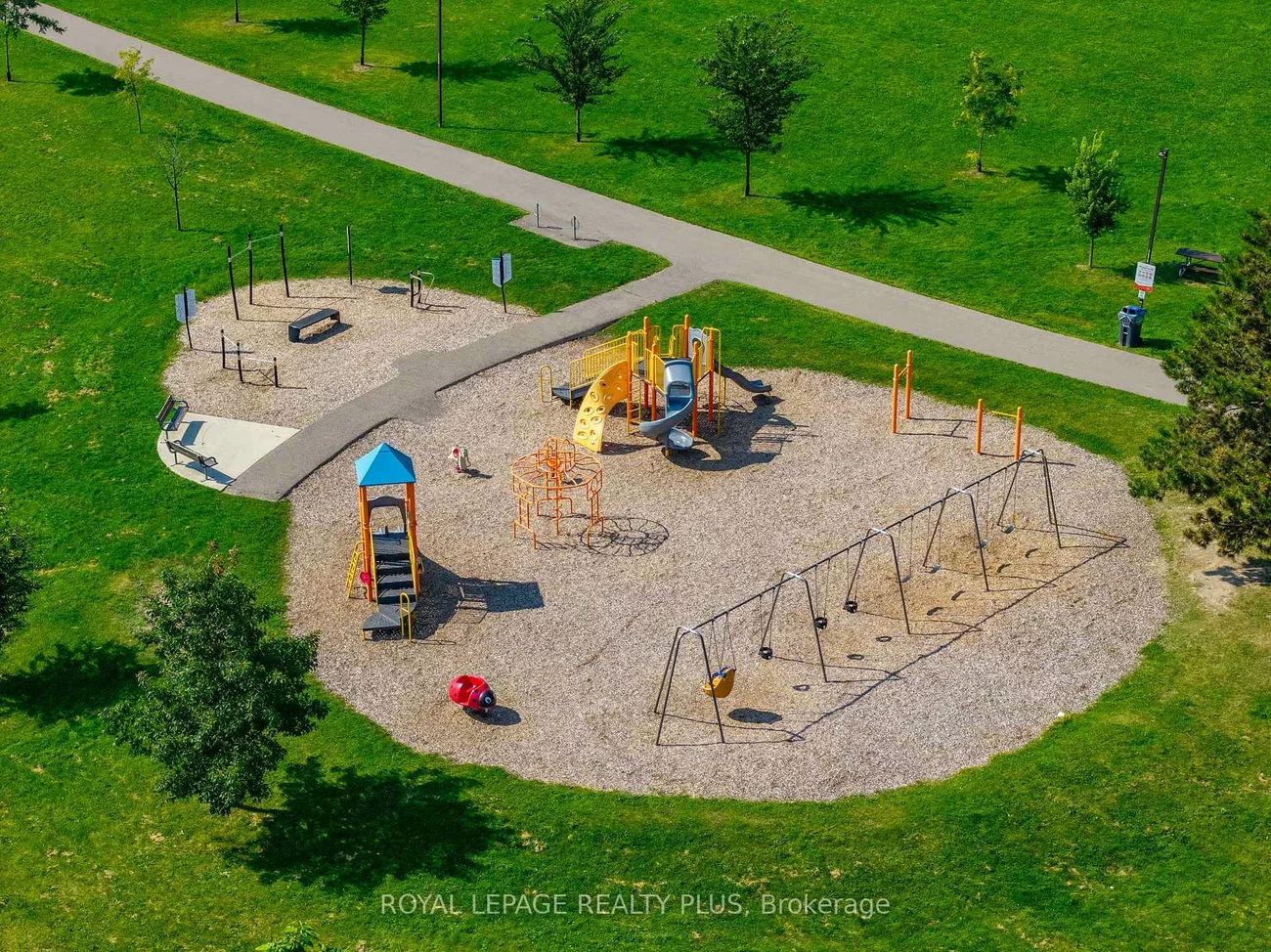 3395, Cliff, Mississauga Valleys, Mississauga
