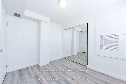 7405, Goreway, Malton, Mississauga
