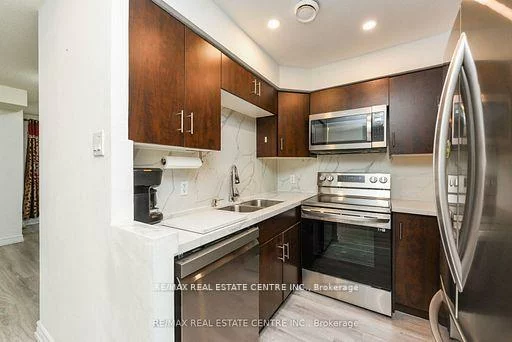 7405, Goreway, Malton, Mississauga