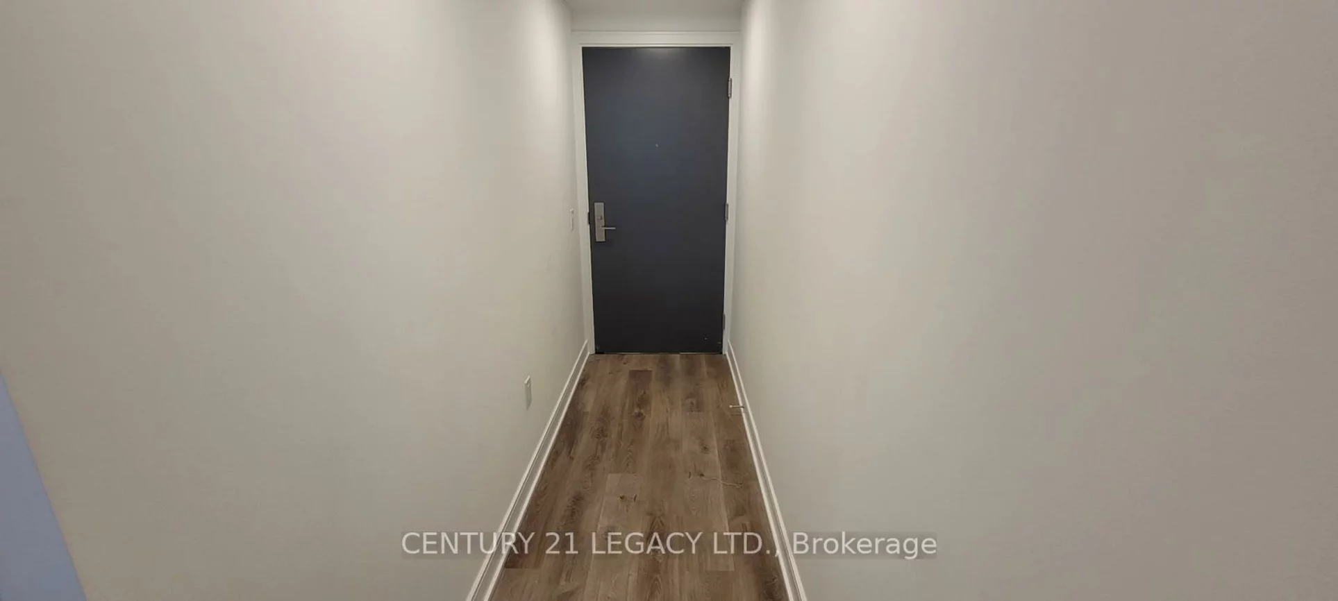 86, Dundas, Cooksville, Mississauga