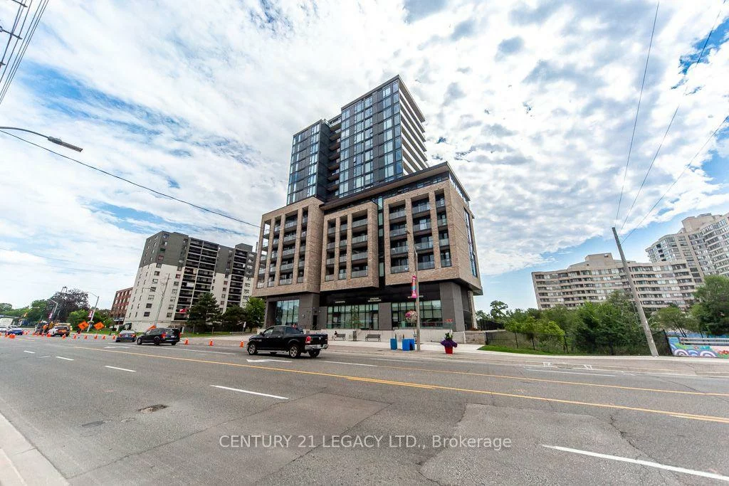 86, Dundas, Cooksville, Mississauga