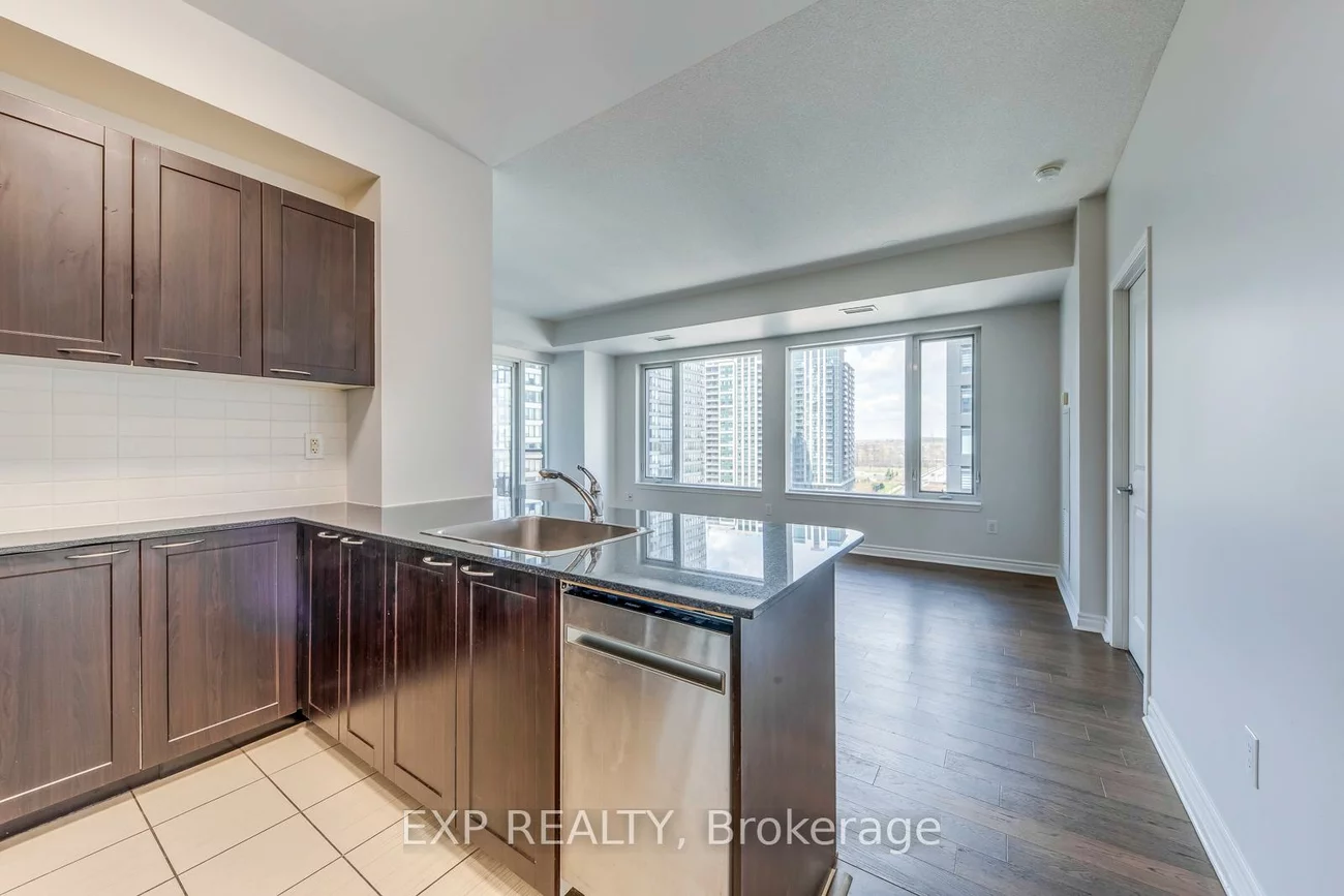 385, Prince Of Wales, City Centre, Mississauga
