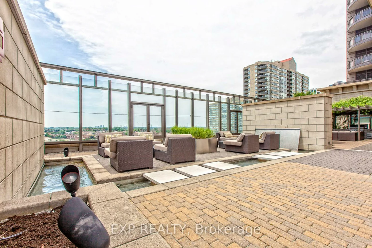 385, Prince Of Wales, City Centre, Mississauga