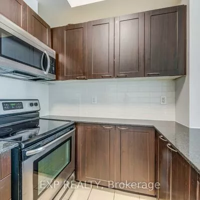 385, Prince Of Wales, City Centre, Mississauga