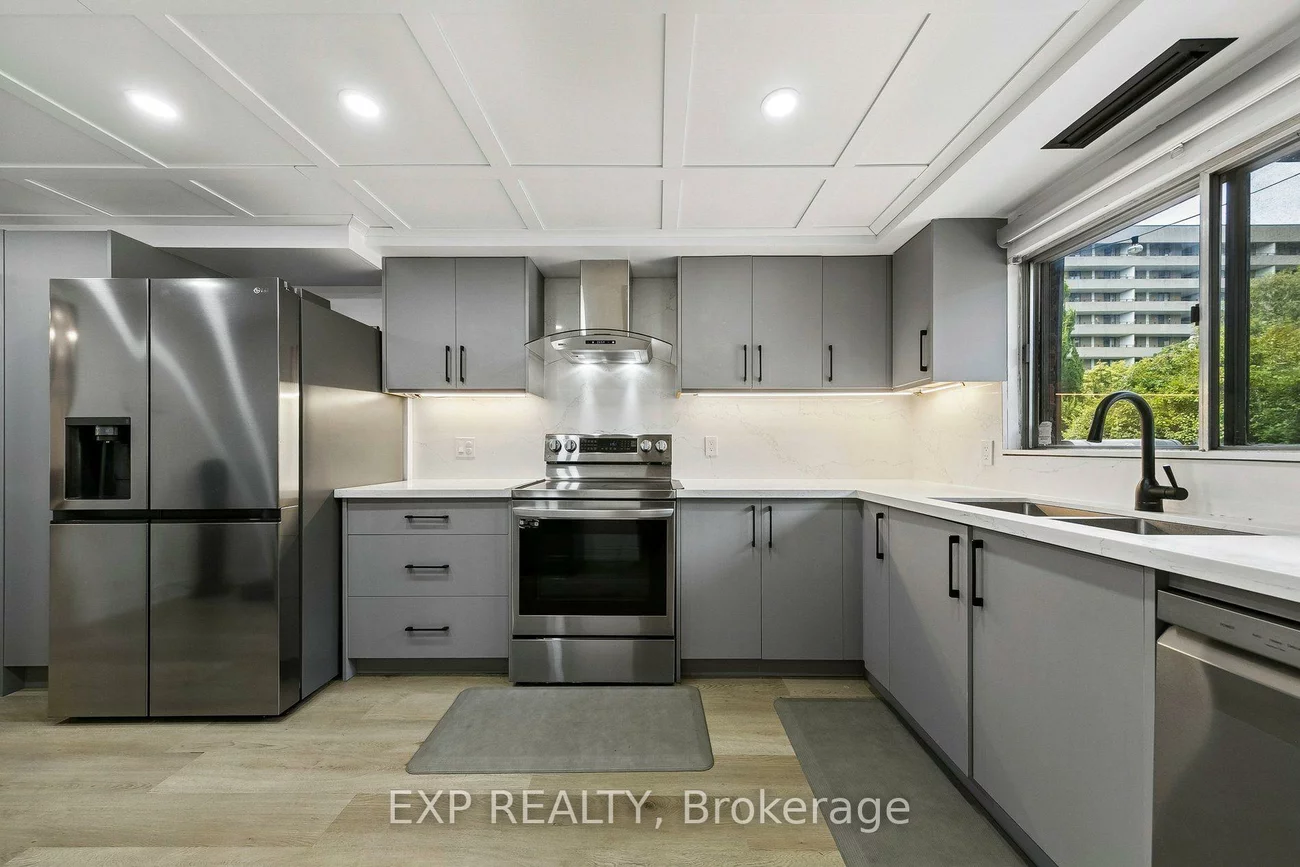 1250, Mississauga Valley, Mississauga Valleys, Mississauga
