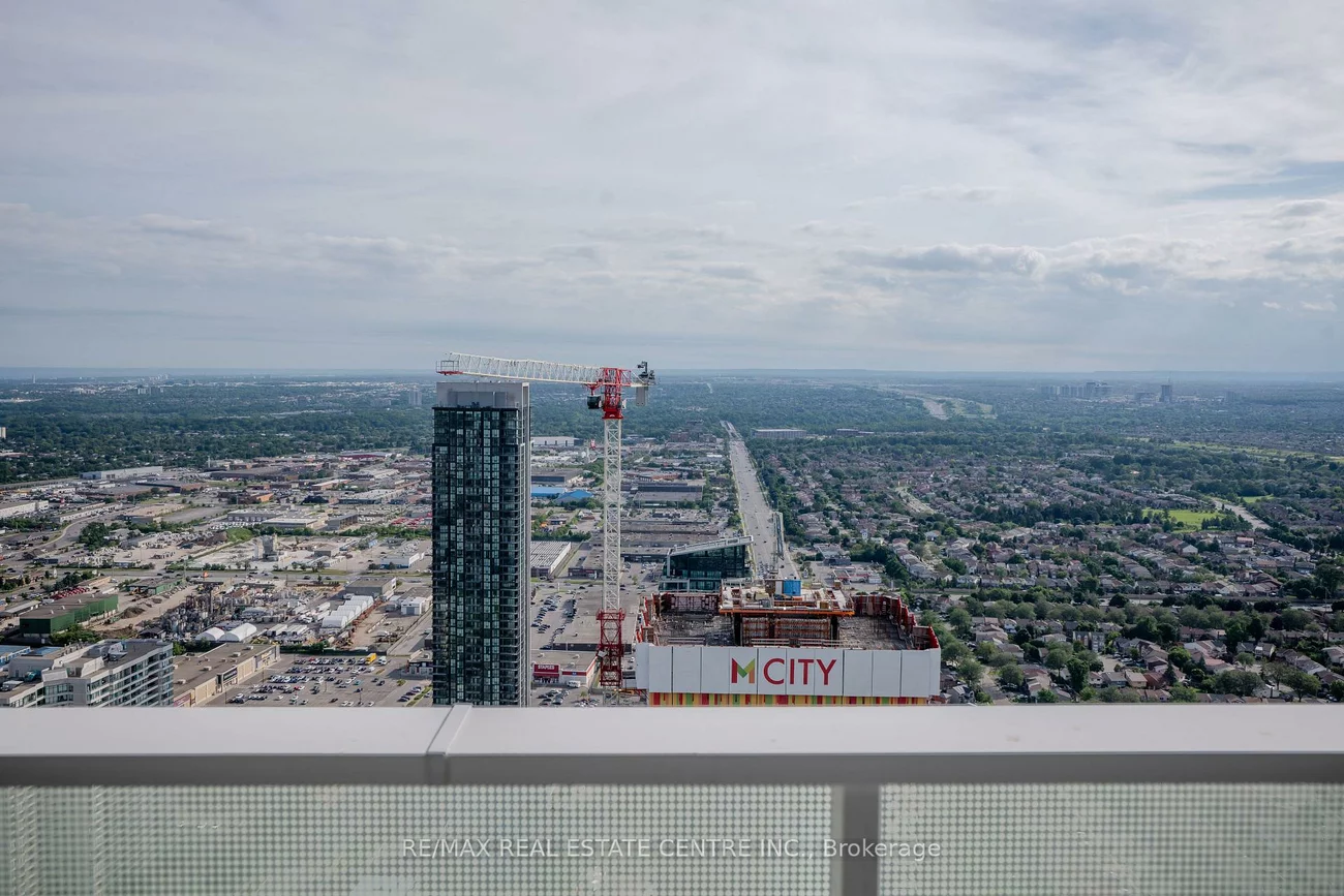 3900, Confederation Pkwy, City Centre, Mississauga