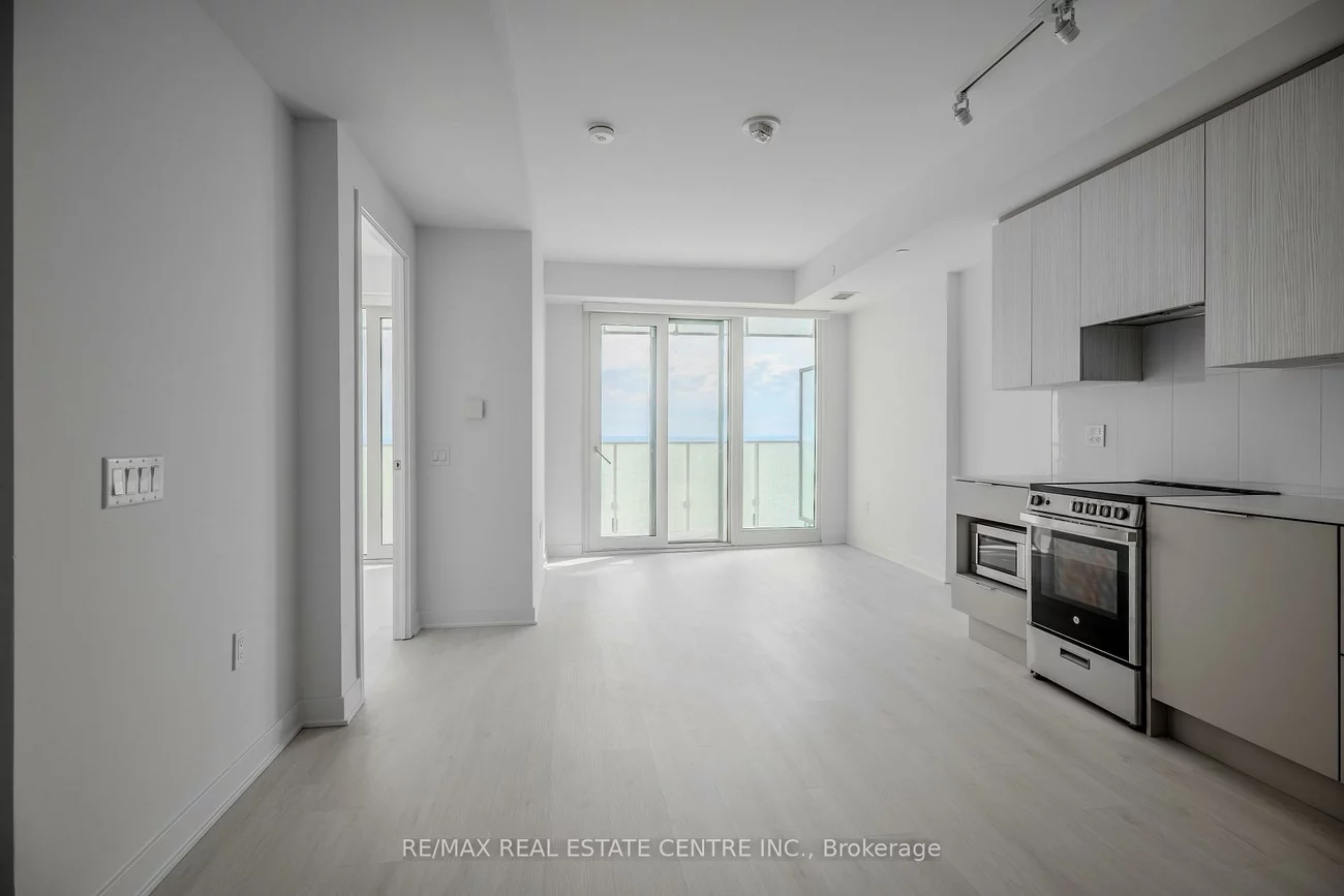 3900, Confederation Pkwy, City Centre, Mississauga