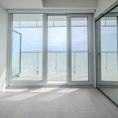 3900, Confederation Pkwy, City Centre, Mississauga