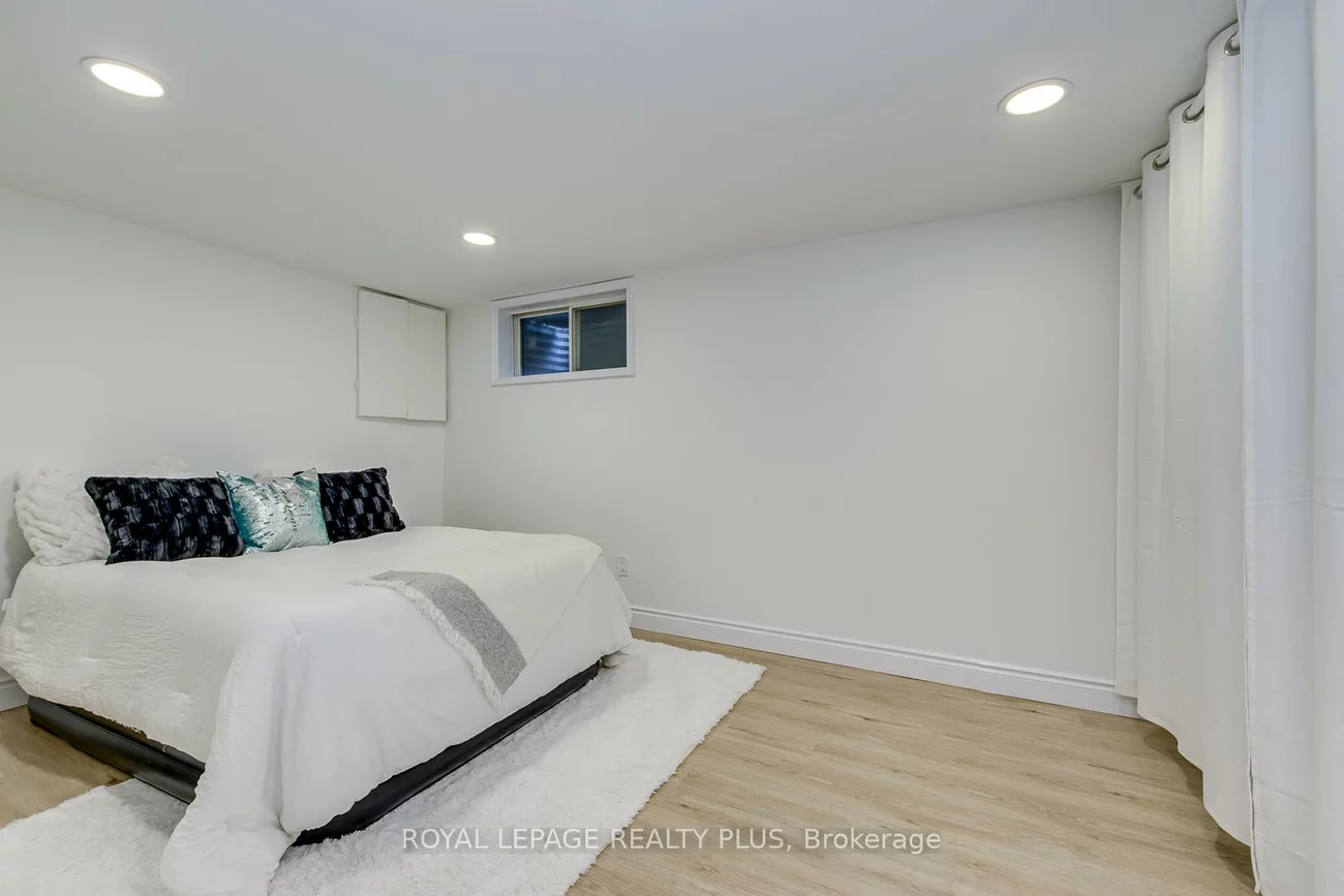 640, RATHBURN, Rathwood, Mississauga