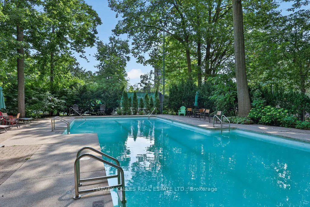 1160, Walden, Clarkson, Mississauga