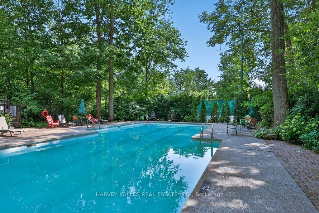 1160, Walden, Clarkson, Mississauga