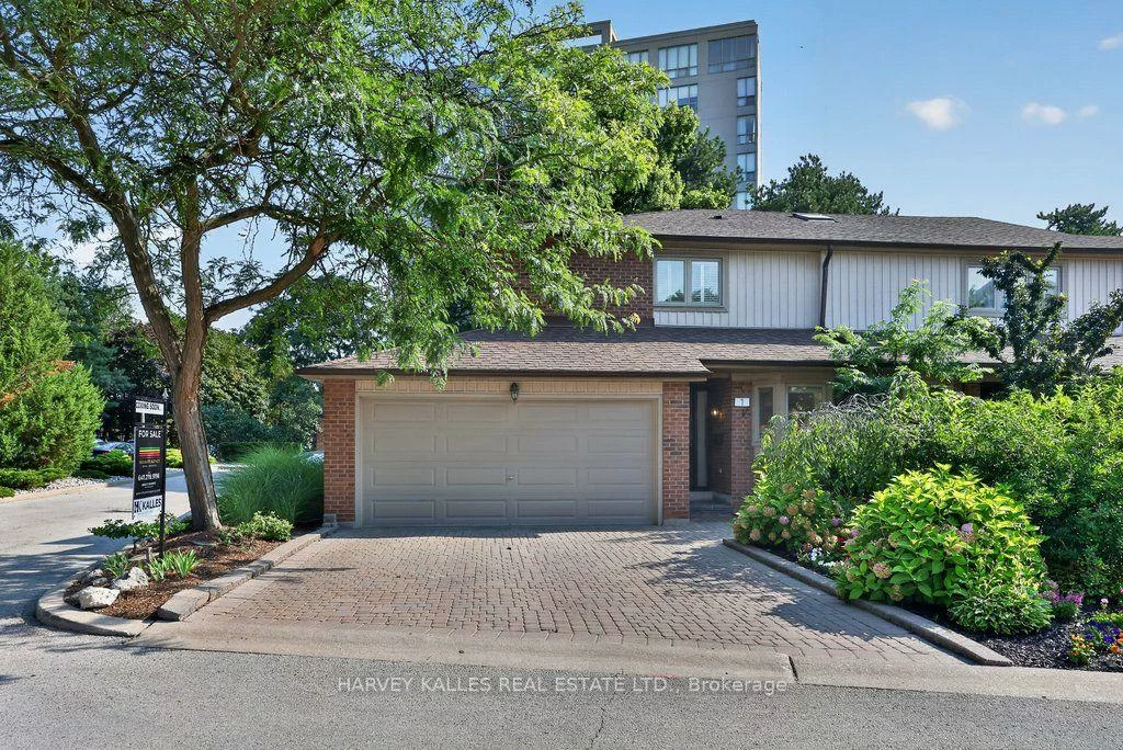 1160, Walden, Clarkson, Mississauga